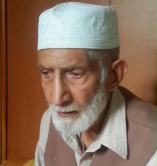 Mufti grieved over demise of ex-Dir Information Bakshi Ghulam Ali